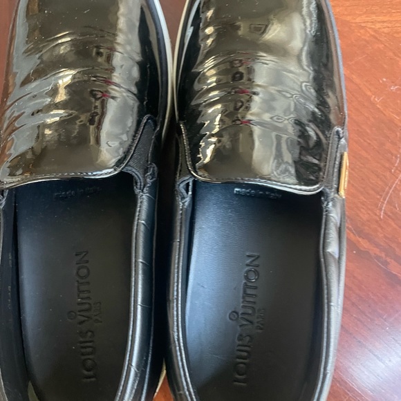 Louis Vuitton Slip on Sneakers - Picture 3 of 6